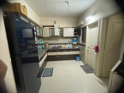 Image of 1100 Sq.ft 2 BHK Apartment / Flat for rent in Atladara, Vadodara for Rs. 23000