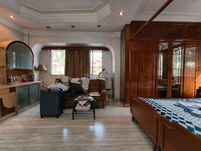 Bedroom Image of 2250 Sq.ft 3 BHK Apartment / Flat for sale in Behala Chowrasta Kolkata for Rs. 10500000