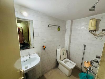 Bathroom Image of 1550 Sq.ft 3 BHK Apartment / Flat for rent in Shahpura Bhopal for Rs. 25000
