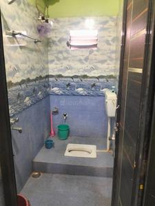 Bathroom Image of 1200 Sq.ft 2 BHK Independent House for rent in Jagatpur Industrial Estate Cuttack for Rs. 9000