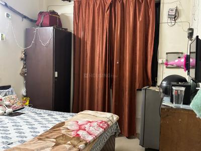 Bedroom Image of 250 Sq.ft 1 RK Independent House for rent in Sector 34 Noida for Rs. 14500