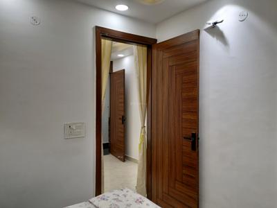 Bedroom Image of 550 Sq.ft 2 BHK Apartment / Flat for sale in Dwarka Mor New Delhi for Rs. 3654321