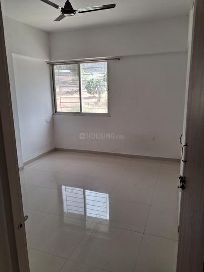 Laukik Pelican Main Image 1