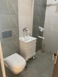 Bathroom Image of 2200 Sq.ft 3 BHK Builder Floor for rent in Janta Sector 90 And 91 Residential Plots, Sector 91 Mohali for Rs. 30000