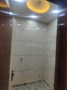 Bathroom Image of 1100 Sq.ft 4 BHK Builder Floor for rent in Sector 24 Rohini New Delhi for Rs. 26000
