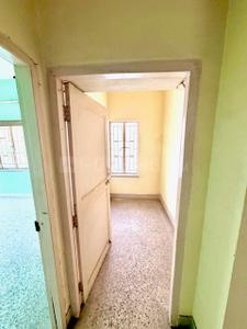Image of 900 Sq.ft 2.5 BHK Apartment / Flat for sale in Jadavpur, Kolkata for Rs. 3600000