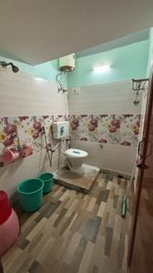 Bathroom Image of 900 Sq.ft 2 BHK Apartment / Flat for sale in Baguiati Kolkata for Rs. 4100000
