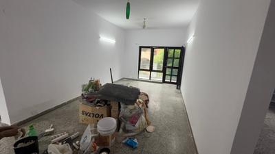 Living Room Image of 1800 Sq.ft 3 BHK Apartment / Flat for rent in Sector 10A Gurgaon for Rs. 37000