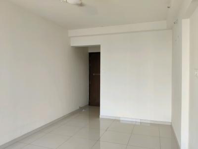 Living Room Image of 1350 Sq.ft 3 BHK Apartment / Flat for sale in Oberoi Eternia Towers A to D, Mulund West Mumbai for Rs. 46000000