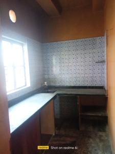 Kitchen Image of 850 Sq.ft 2 BHK Apartment / Flat for rent in Paschim Putiary Kolkata for Rs. 9000