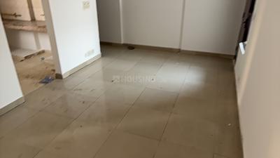 Living Room Image of 1100 Sq.ft 2.5 BHK Apartment / Flat for sale in Mahagun Puram Phase 1, Mahagunpuram Ghaziabad for Rs. 7000000