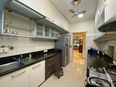 Kitchen Image of 1850 Sq.ft 4 BHK Apartment / Flat for rent in Kamala Hill Roof, Pali Hill Mumbai for Rs. 450000