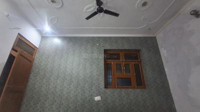 Bedroom Image of 820 Sq.ft 2 BHK Builder Floor for rent in Adil Nagar Lucknow for Rs. 9000