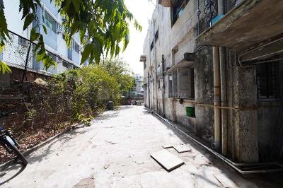 Building Image of 2700 Sq.ft 2 BHK Independent House for sale in Navrangpura Ahmedabad for Rs. 45000000