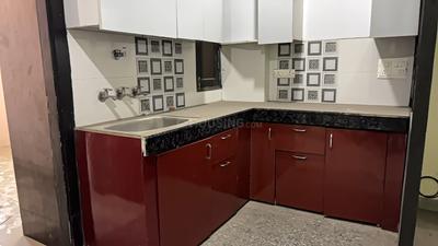 Kitchen Image of 950 Sq.ft 2 BHK Apartment / Flat for rent in Vasundhara Ghaziabad for Rs. 17000