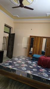 Bedroom Image of Neha girls pg in Sector 70, Noida