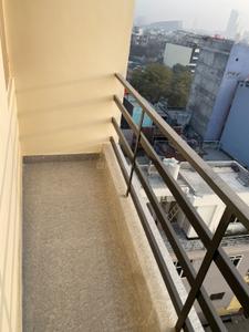 Balcony Image of 350 Sq.ft 1 RK Apartment / Flat for rent in Sector 44 Noida for Rs. 11999