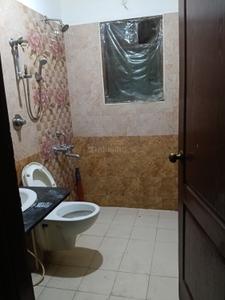 Bathroom Image of 1950 Sq.ft 3 BHK Apartment / Flat for rent in Fairlands Salem for Rs. 35000