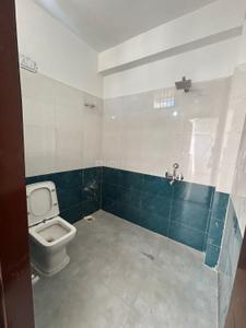 Bathroom Image of 1500 Sq.ft 2 BHK Builder Floor for rent in Sector 22 Gurgaon for Rs. 35000