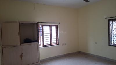 Bedroom Image of 1700 Sq.ft 2.5 BHK Builder Floor for rent in Serilingampally Hyderabad for Rs. 22000