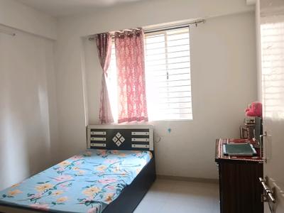 Bedroom Image of 2430 Sq.ft 3 BHK Apartment / Flat for sale in Mahalakshmi Satvam Skyline, Sargasan Gandhinagar for Rs. 9990000