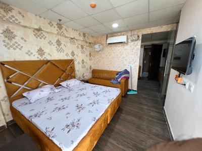 Bedroom Image of 550 Sq.ft 1 BHK Apartment / Flat for rent in Lohgarh Zirakpur for Rs. 20000