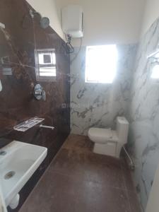 Image of 1100 Sq.ft 2 BHK Apartment / Flat for rent in Velachery, Chennai for Rs. 40000