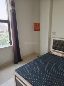 Bedroom Image of 800 Sq.ft 2 BHK Builder Floor for rent in Preet Vihar New Delhi for Rs. 25000