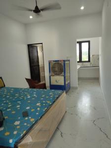 Bedroom Image of 1000 Sq.ft 1 RK Builder Floor for rent in Old Sathwari Jammu for Rs. 7500