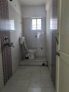 Common Bathroom Image of 1168 Sq.ft 3 BHK Apartment / Flat for rent in Rishra Hooghly for Rs. 12500