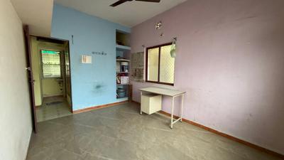 Bedroom Image of 1300 Sq.ft 3 BHK Apartment / Flat for sale in Diwalipura Vadodara for Rs. 6100000