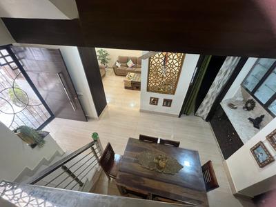 6 BHK Independent House