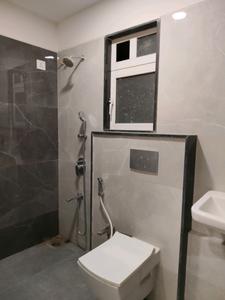Silver Serene Common Bathroom 4