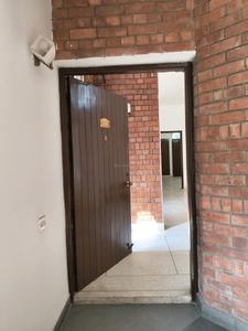 Main Entrance Image of 3000 Sq.ft 3 BHK Builder Floor for rent in Sector 17 Gurgaon for Rs. 60000