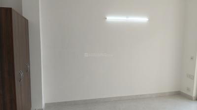 Bedroom Image of 1550 Sq.ft 3 BHK Apartment / Flat for sale in Mahagun Mascot, Crossings Republik Ghaziabad for Rs. 11900000