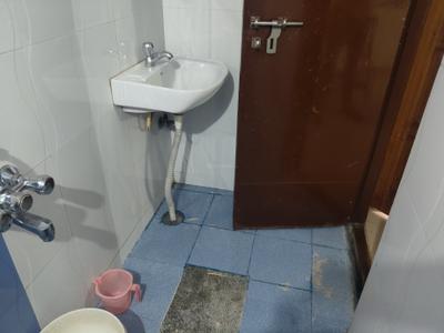 Bathroom Image of 300 Sq.ft 1 RK Builder Floor for rent in Ejipura Bengaluru for Rs. 11000