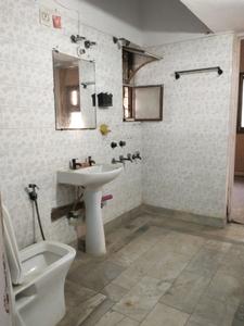 Common Bathroom Image of 750 Sq.ft 1 BHK Apartment / Flat for sale in Arunodaya apartment, Vikaspuri New Delhi for Rs. 7500000