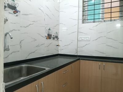 Kitchen Image of 750 Sq.ft 2 BHK Apartment / Flat for rent in K R Puram Bengaluru for Rs. 19000