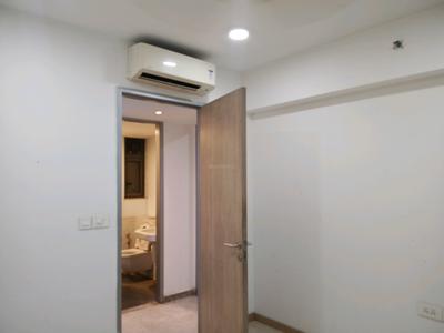 Bedroom Image of 800 Sq.ft 2 BHK Apartment / Flat for sale in Colaba Mumbai for Rs. 32500000