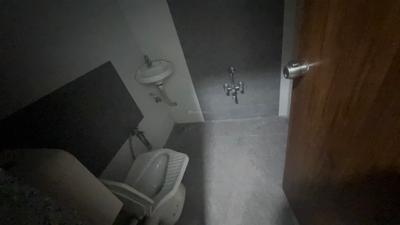 Aditya Tapasvi Flora Bathroom One 3