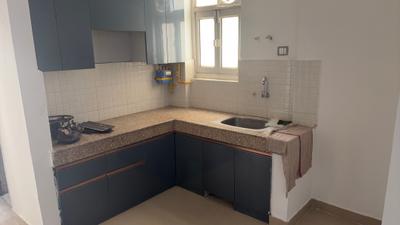 Kitchen Image of 1090 Sq.ft 3 BHK Apartment / Flat for rent in ROF Amaltas, Sector 92 Gurgaon for Rs. 19000