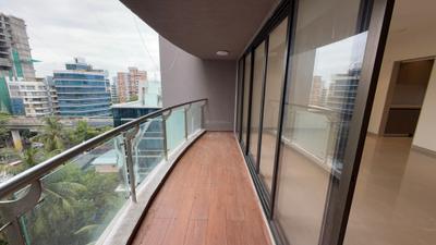 Balcony Image of 1300 Sq.ft 3 BHK Apartment / Flat for sale in Khar West Mumbai for Rs. 70000000