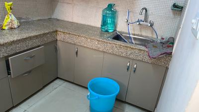 Kitchen Image of 890 Sq.ft 2 BHK Apartment / Flat for rent in Supertech Eco Village 2, Noida Extension Greater Noida for Rs. 26000