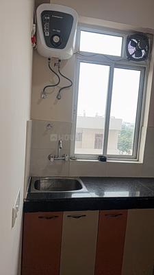 Kitchen Image of 1165 Sq.ft 3 BHK Apartment / Flat for rent in Oro Elements, Jankipuram Lucknow for Rs. 17600