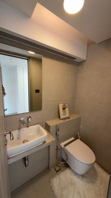 Image of 1400 Sq.ft 3 BHK Apartment / Flat for sale in Khar Danda, Mumbai for Rs. 96800000
