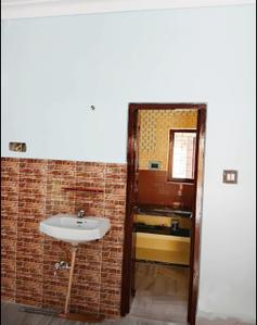 Bathroom Image of 1250 Sq.ft 3 BHK Builder Floor for rent in City Center Durgapur for Rs. 25000