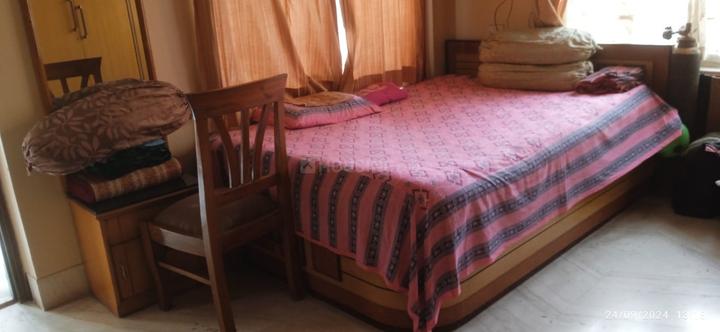 GARFA jheel road Bank plot Main Image 1