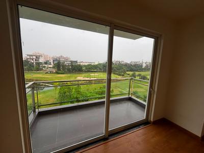 Balcony Image of 6168 Sq.ft 4.5 BHK Villa for sale in Godrej Golf Links Villas, Jaypee Greens Greater Noida for Rs. 140000000