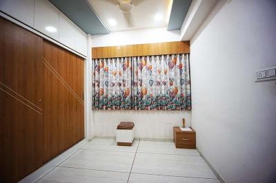 Bedroom Image of 1431 Sq.ft 2 BHK Apartment / Flat for sale in Nana Chiloda Ahmedabad for Rs. 5800000