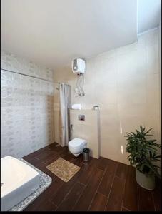 Bathroom Image of COMFORT AND STAY PG  in Sector 44, Gurgaon